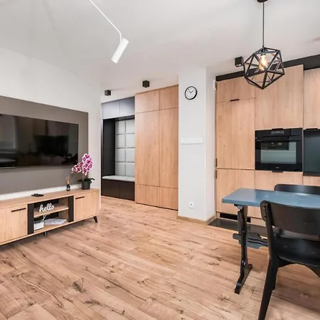 Crackedbrick * Warszawa